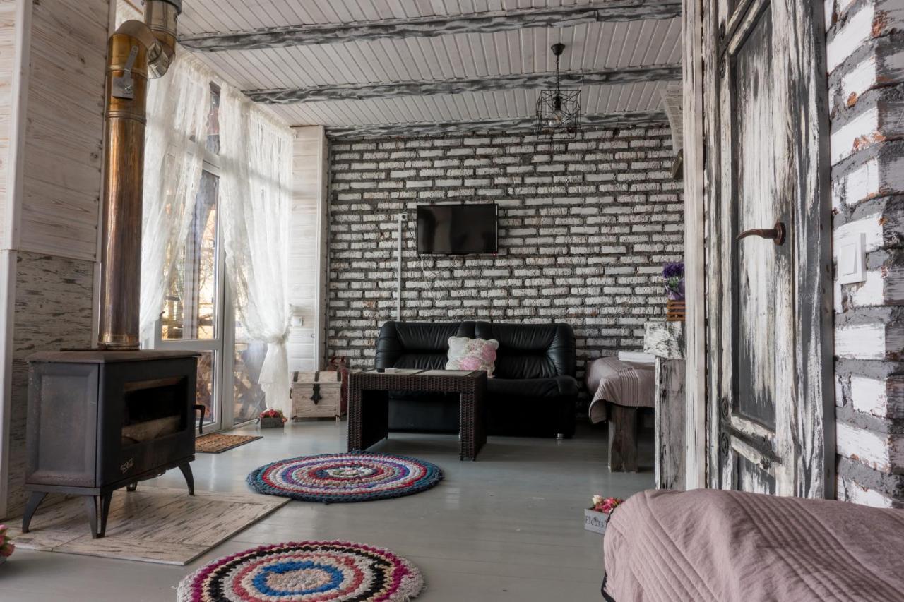Chervona Kalyna Cottage Odessa Exterior foto